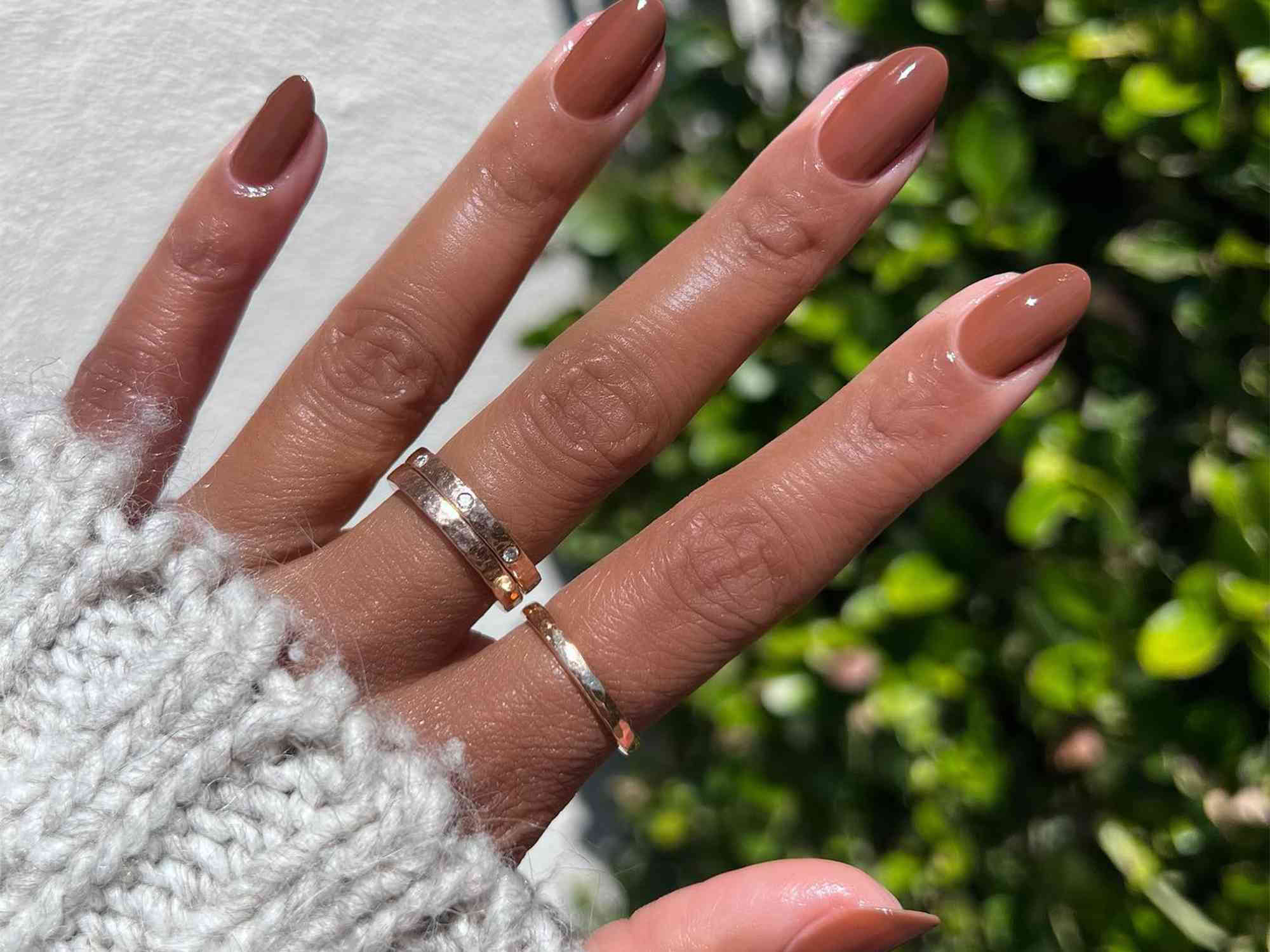 Маникюр 2025: Революционные тренды и авторские техники дизайна ногтей - 1